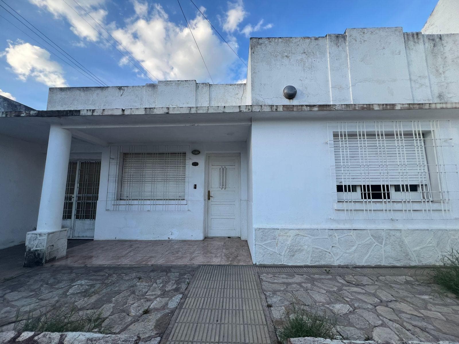 Casa en zona centro - 1