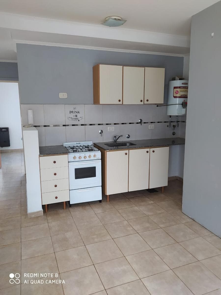 Departamento en San Nicolas De Los Arroyos - 1
