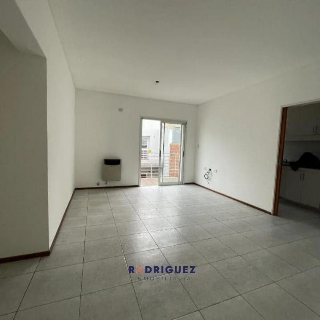 Departamento en San Nicolas De Los Arroyos - 1