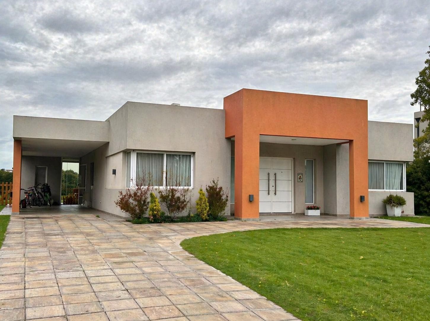 Casa en Venta, Barrio Santa Juana - Canning - 1