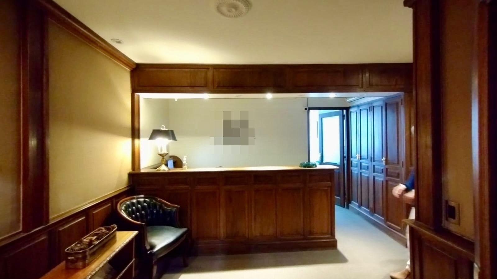 Oficina comercial en plena ciudad en Mendoza - 1