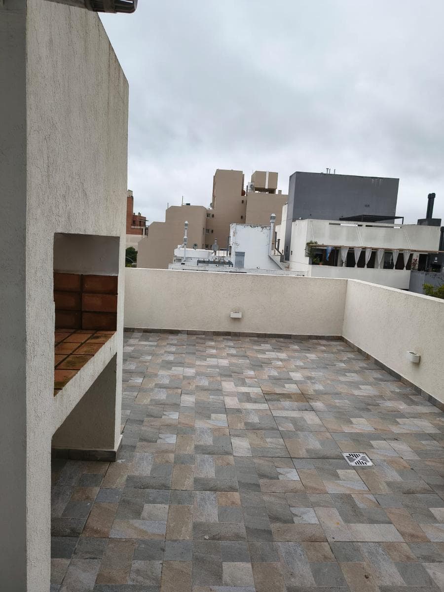 Dpto unico en Alta Cba Terraza propia con asador - 1