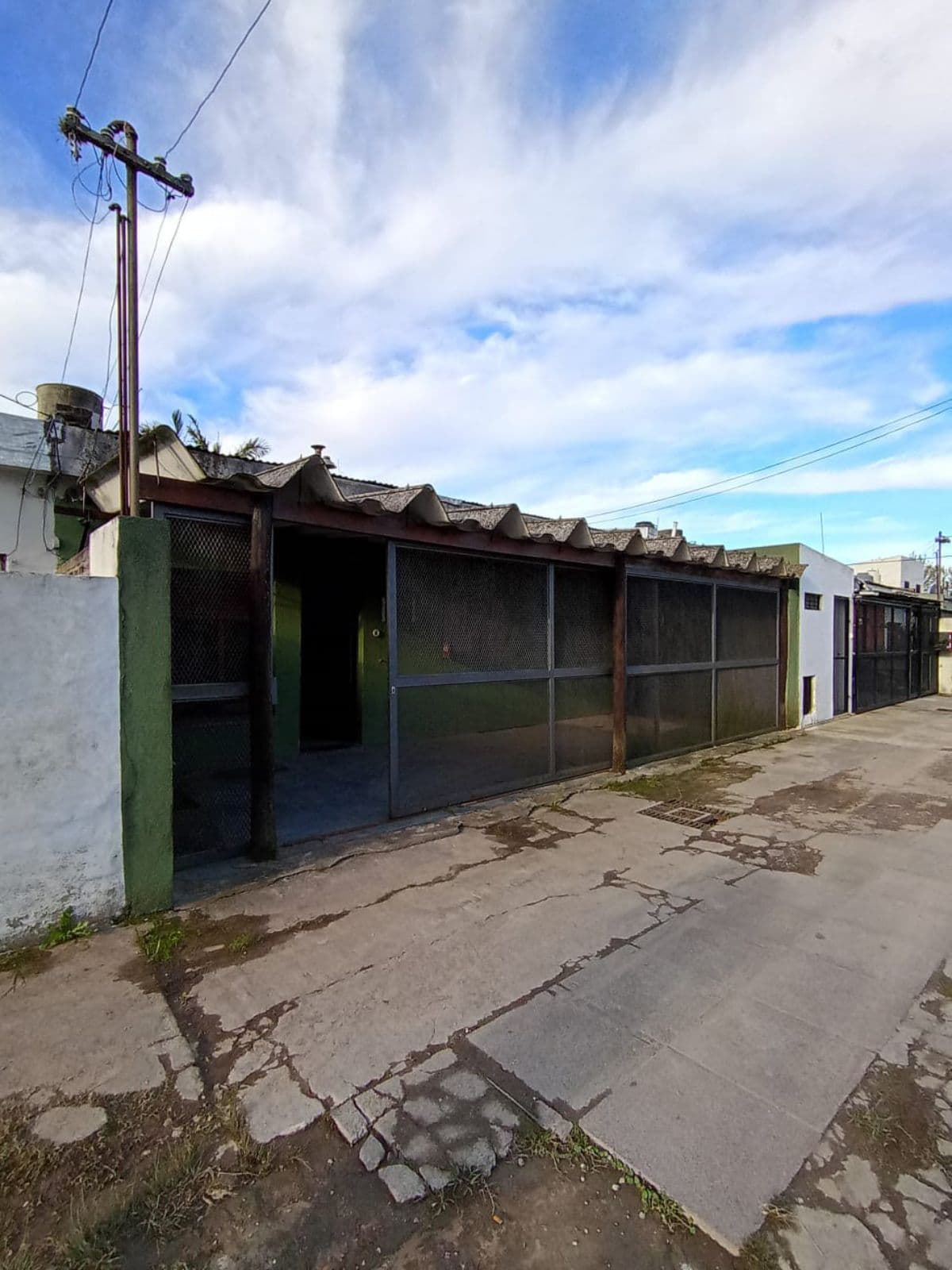 Casa de 3 dormitorios en Berisso - 1