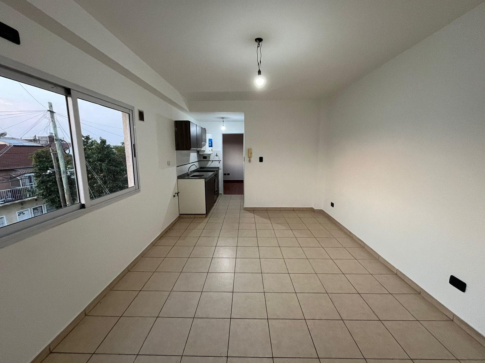 Venta• 2 ambientes • con renta • Mansilla 400 - 1