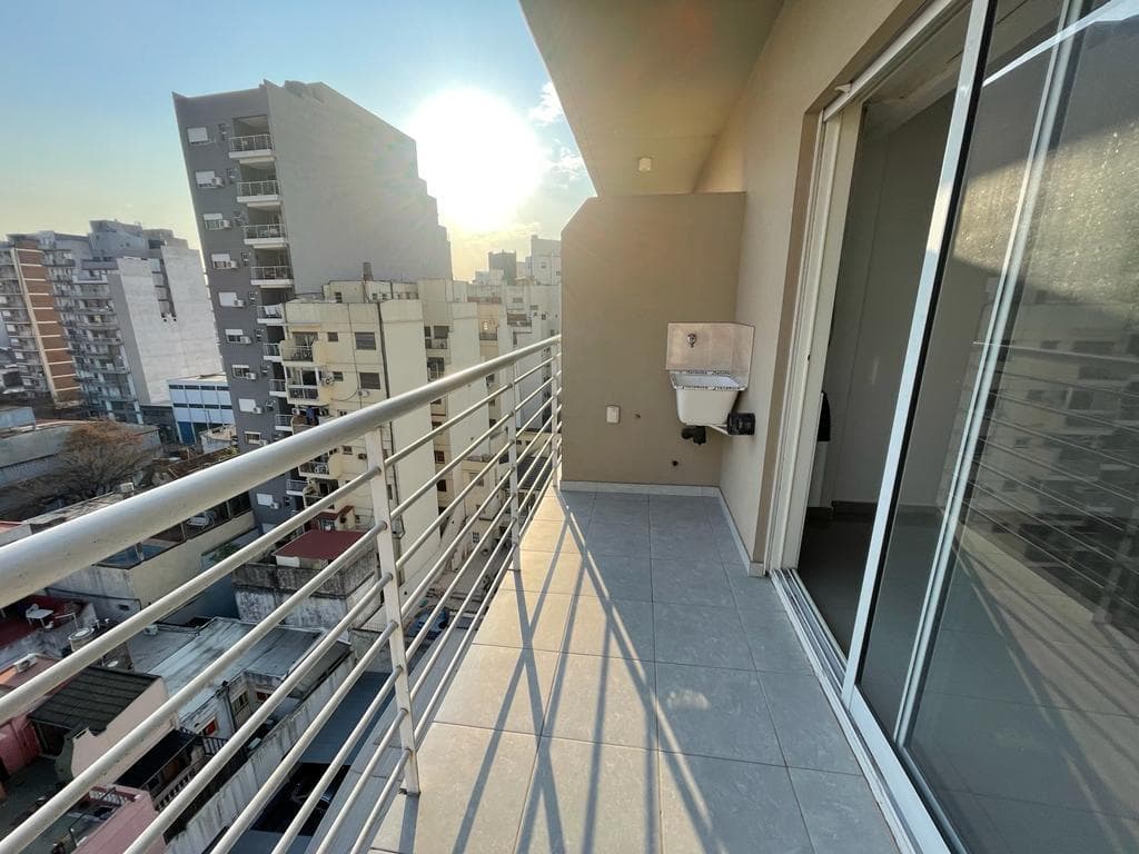 Fragata Sarmiento 1800, Depto 1 Ambiente Estrenar C/Balcón y Cochera, Paternal - 1