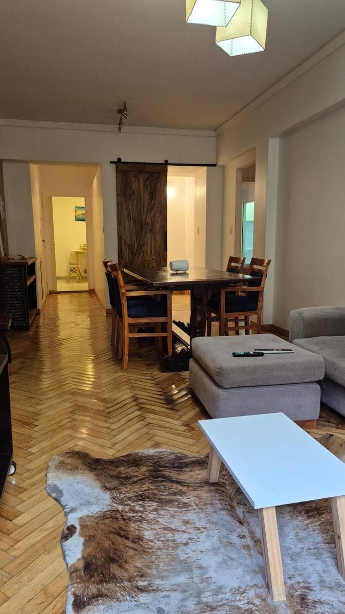 Departamento en alquiler - 3 Dormitorios 2 Baños - Monserrat - 1