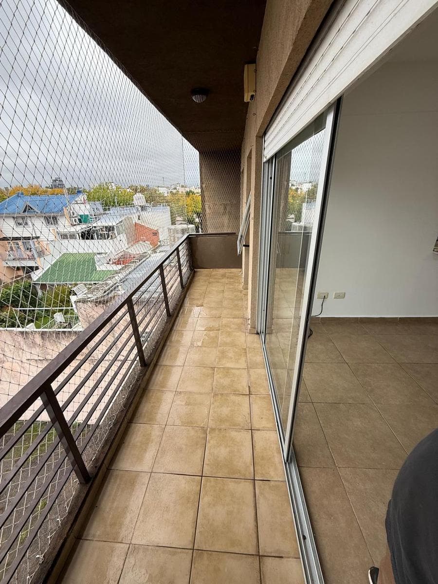Departamento de 2 ambientes con balcon en alquiler en Agronomia - 1