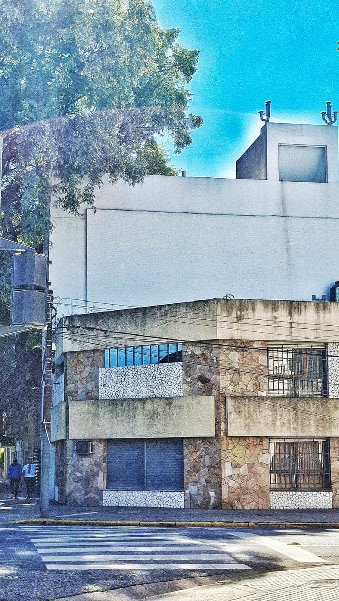 VENTA TERRENO EN ESQUINA ESTRATEGICA, IDEAL PARA DESARROLLO INMOBILIARIO EN PICHINCHA - 1