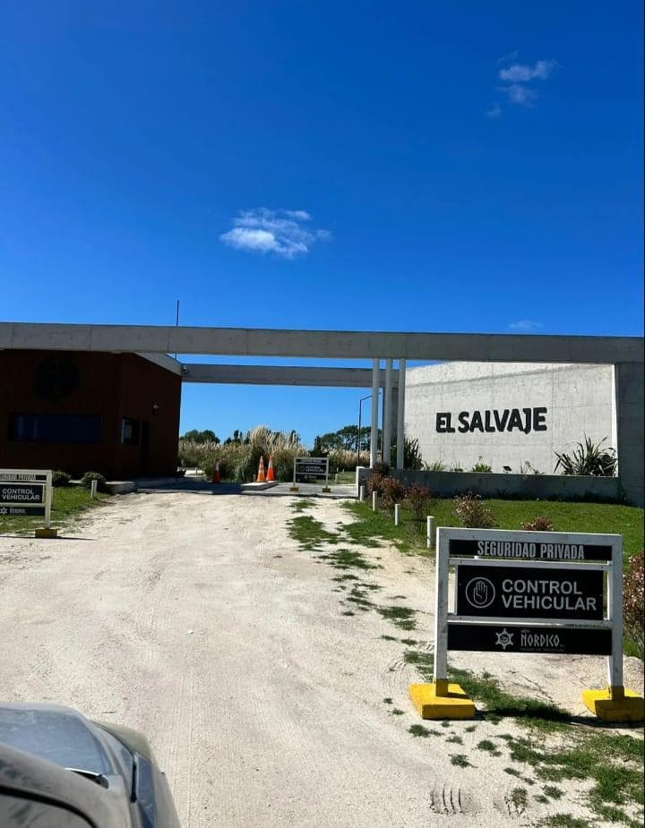 Terreno en venta - 2500mts2 - Villa Gesell - 1