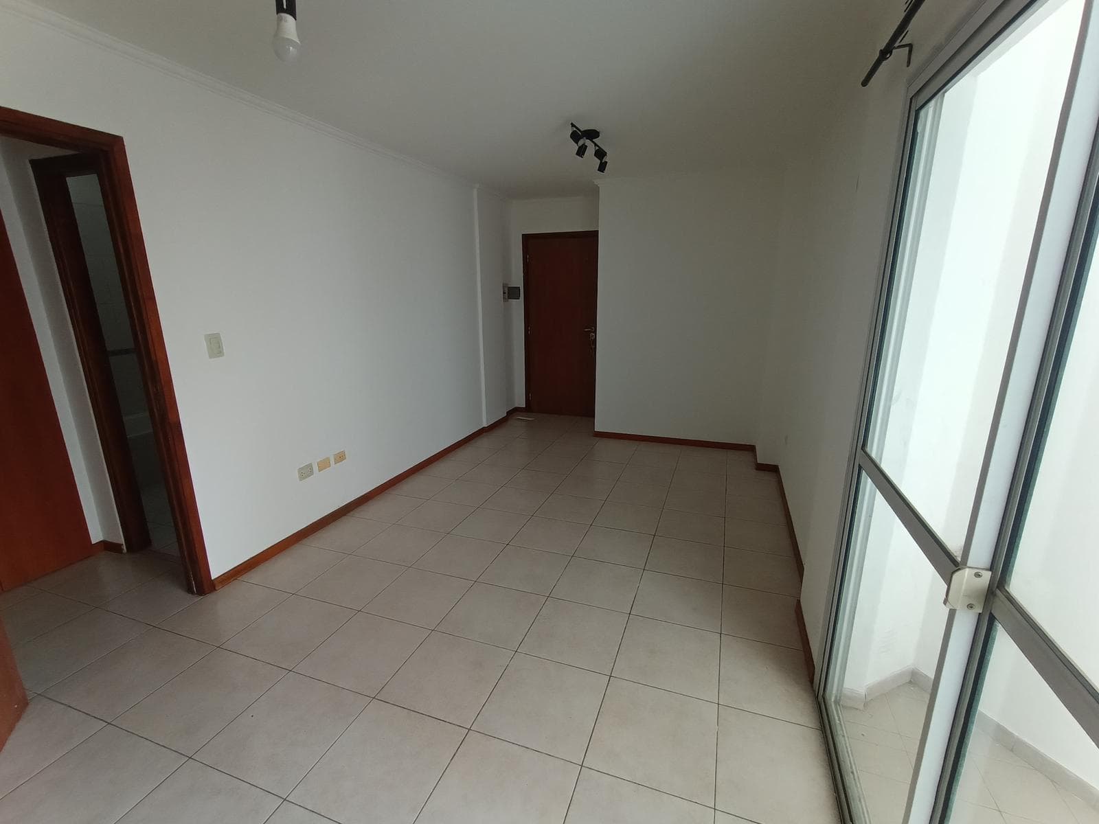 Alquiler Depto 1 Dorm - Santa Rosa 568 | A metros de La Cañada | Bajas Expensas. - 1