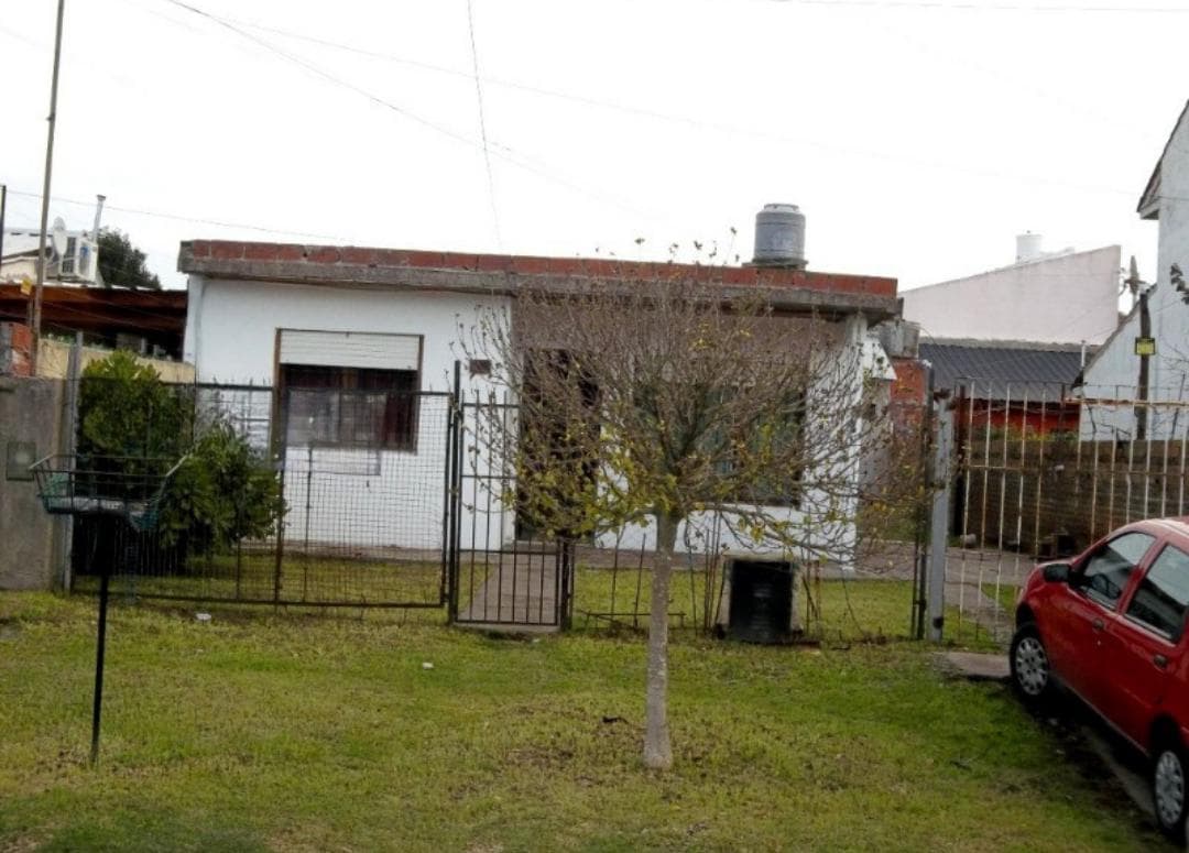 Ideal inversión: casa con dos unidades en desarrollo - Zona Dorrego Mar del Plata - 1
