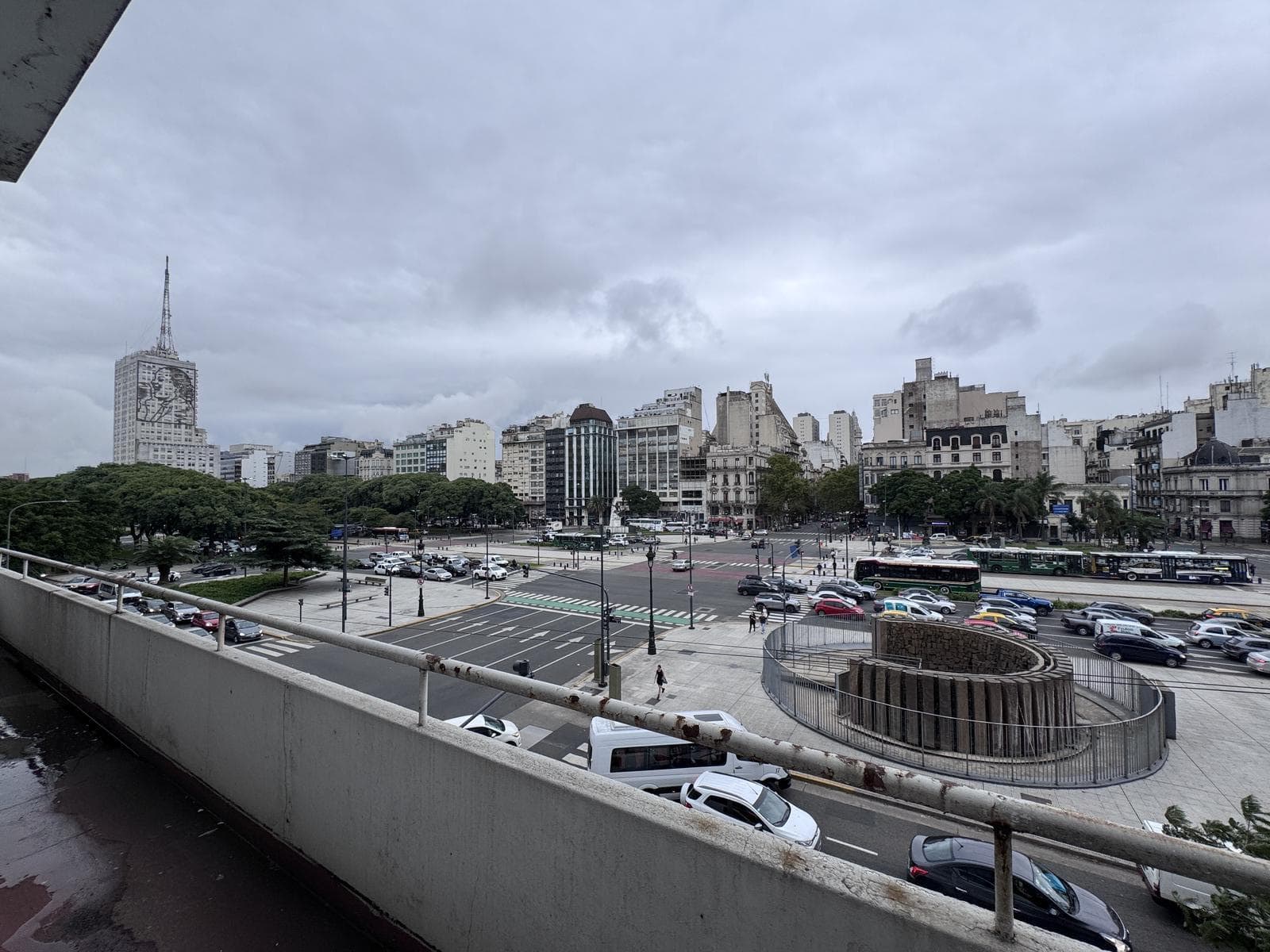 Luminosa oficina C/ Balcón a 9 de Julio - Monserrat - 1