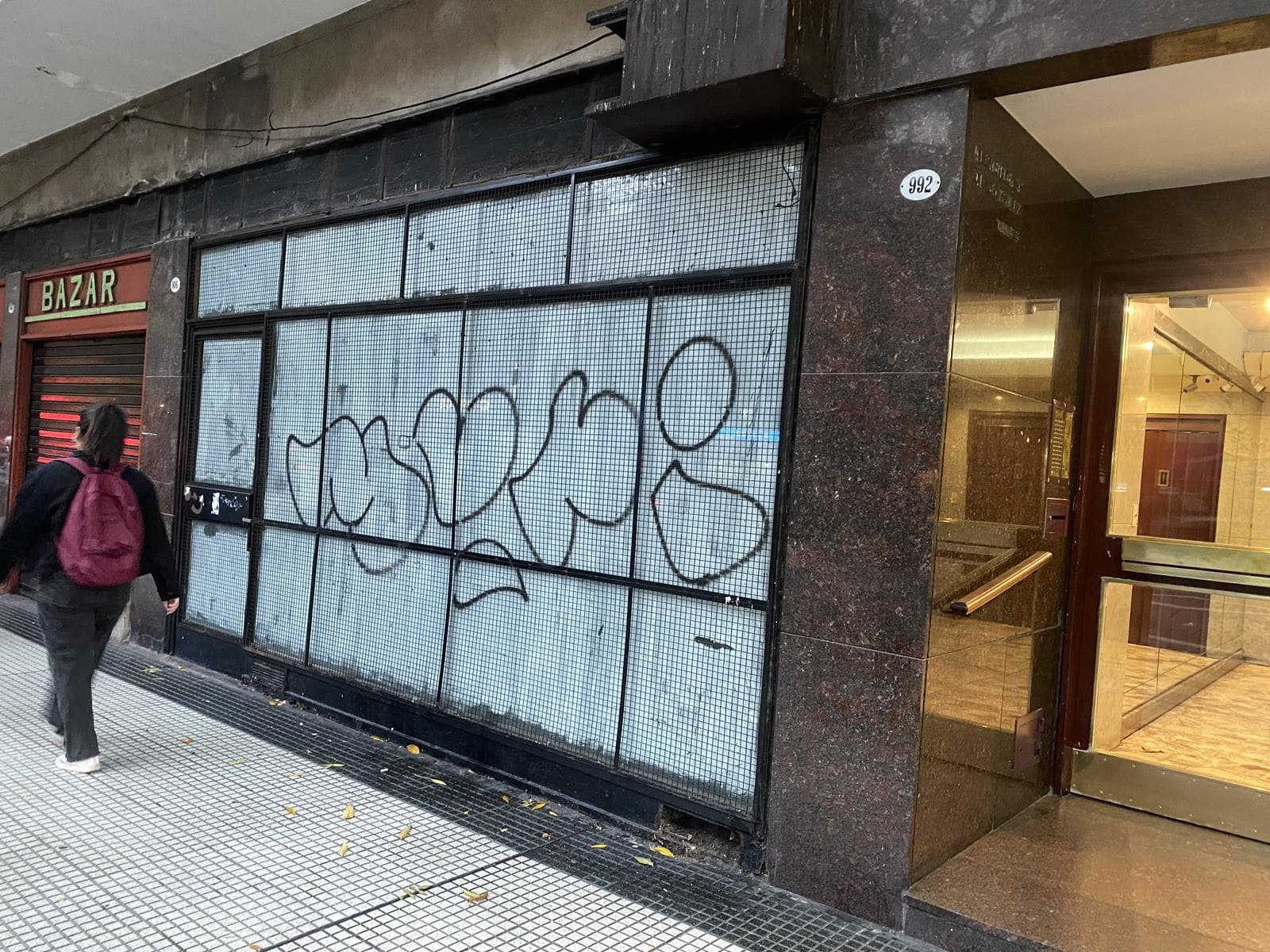 Local en Zona comercial del barrio Balvanera - 1