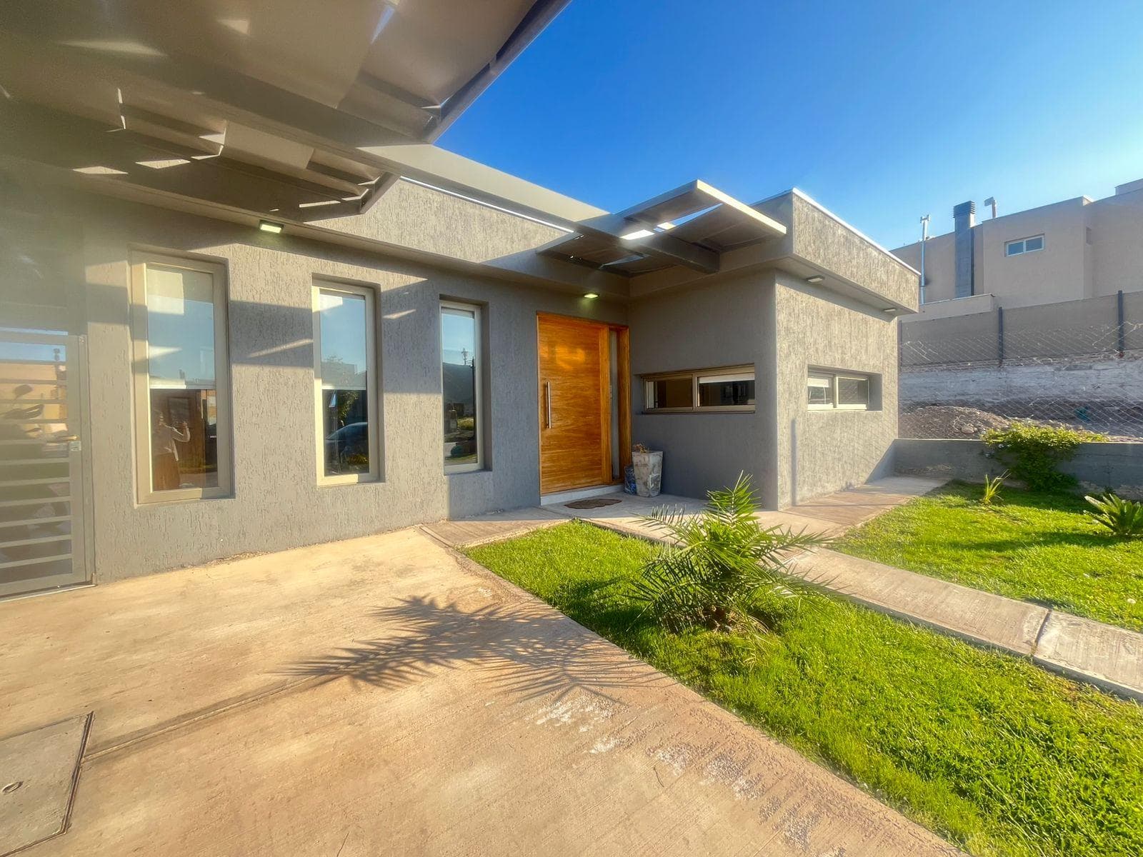 Casa en Venta - Barrio La Bastilla - 1