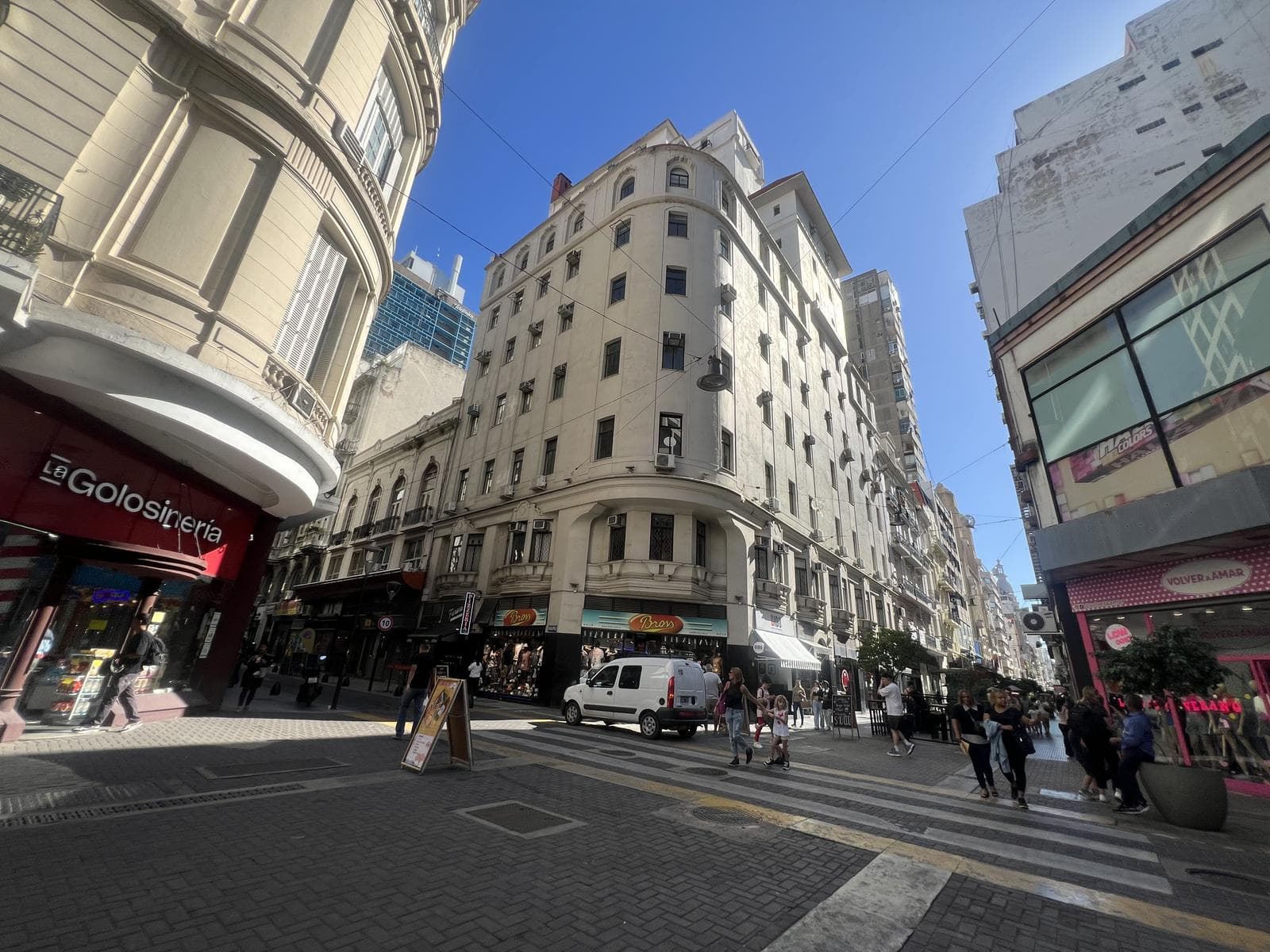 Venta de espectacular edificio - 1