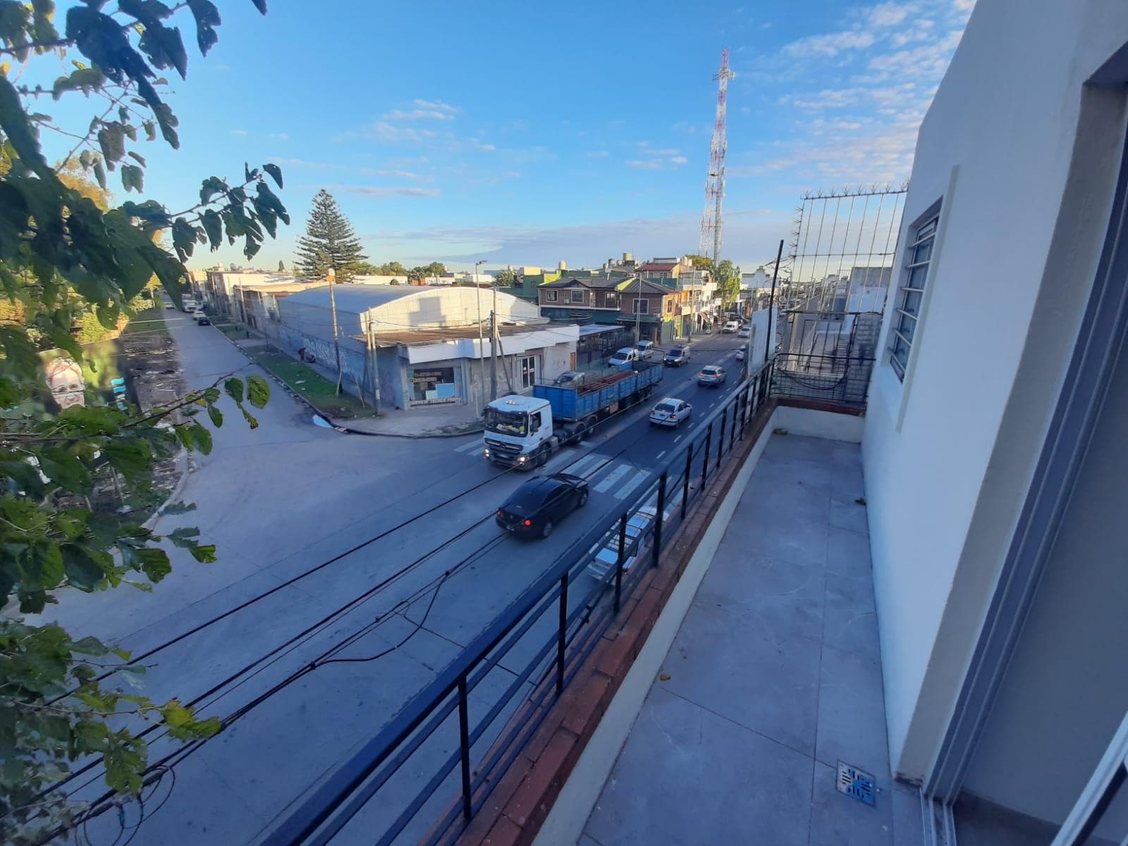 Departamento en Jose León Suarez - 1