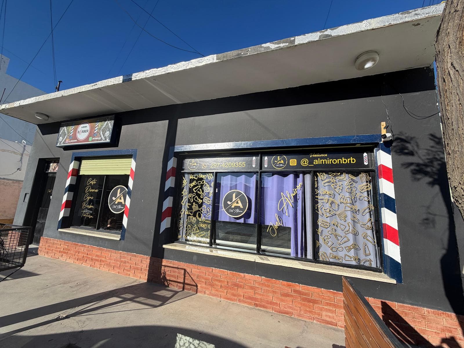 Local Rada Tilly - 1