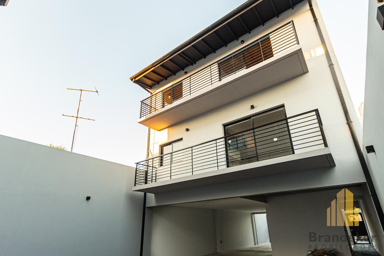 Departamento 3 amb. c/ cochera - 1