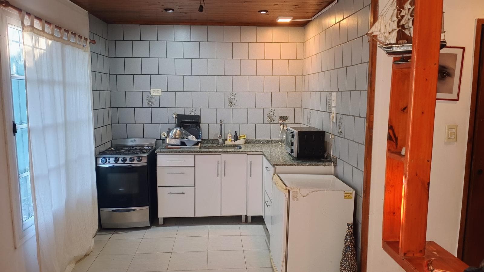 CASA EN BERISSO CALLE 174 ENTRE 35 Y 36 . PROPIEDAD IDEAL PARA PRIMER VIVIENDA O INVERSION. ZONA TRANQUILA Y RESIDENCIAL. - 1