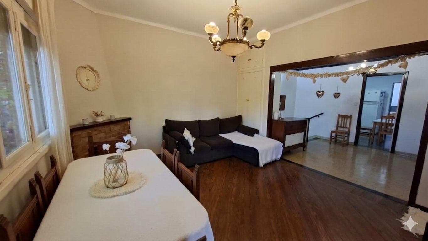 Excelente sector! Casa en altos 3 ambientes 99m2 con patio y balcón. - 1