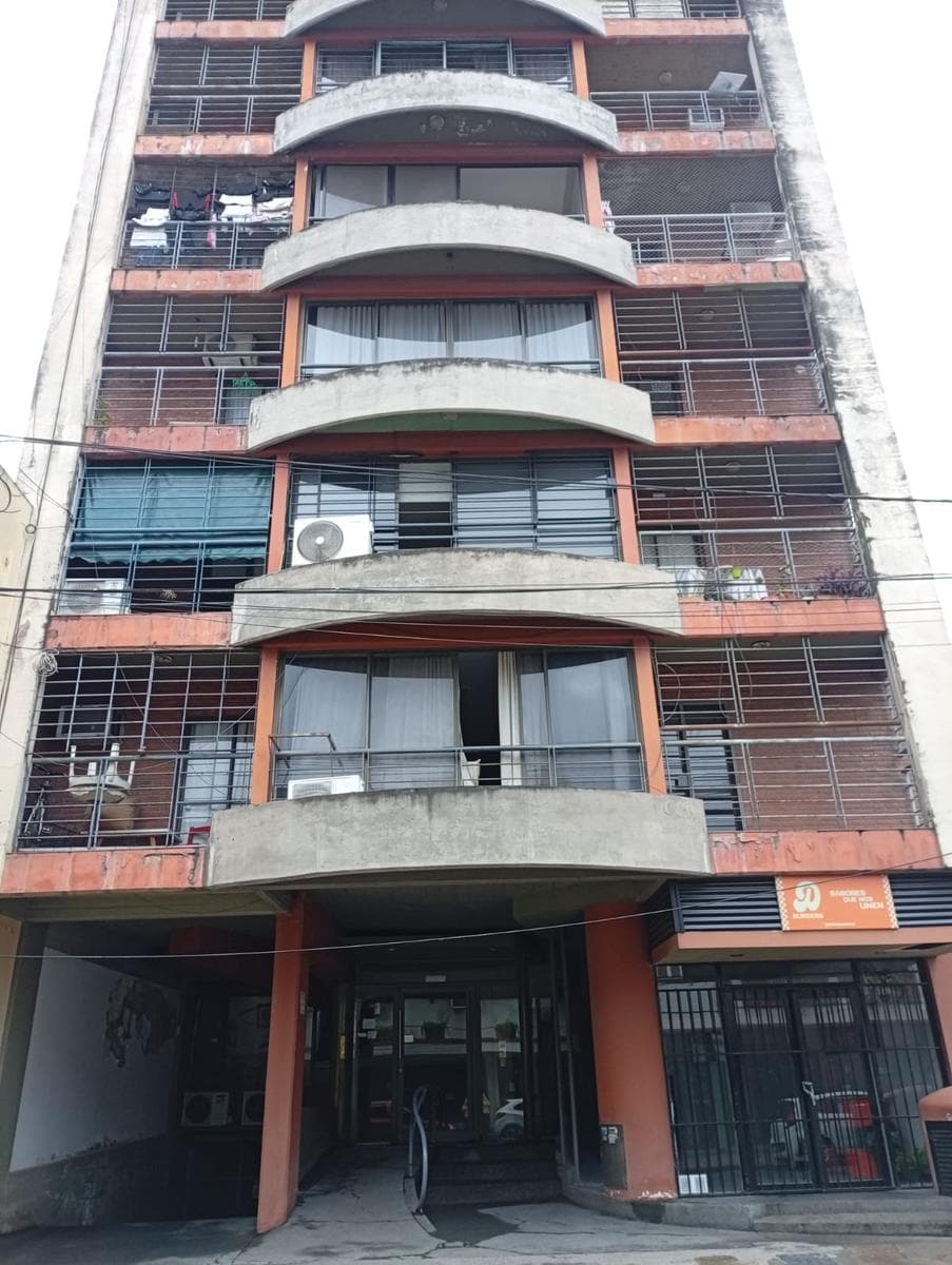 Cochera en venta - 1