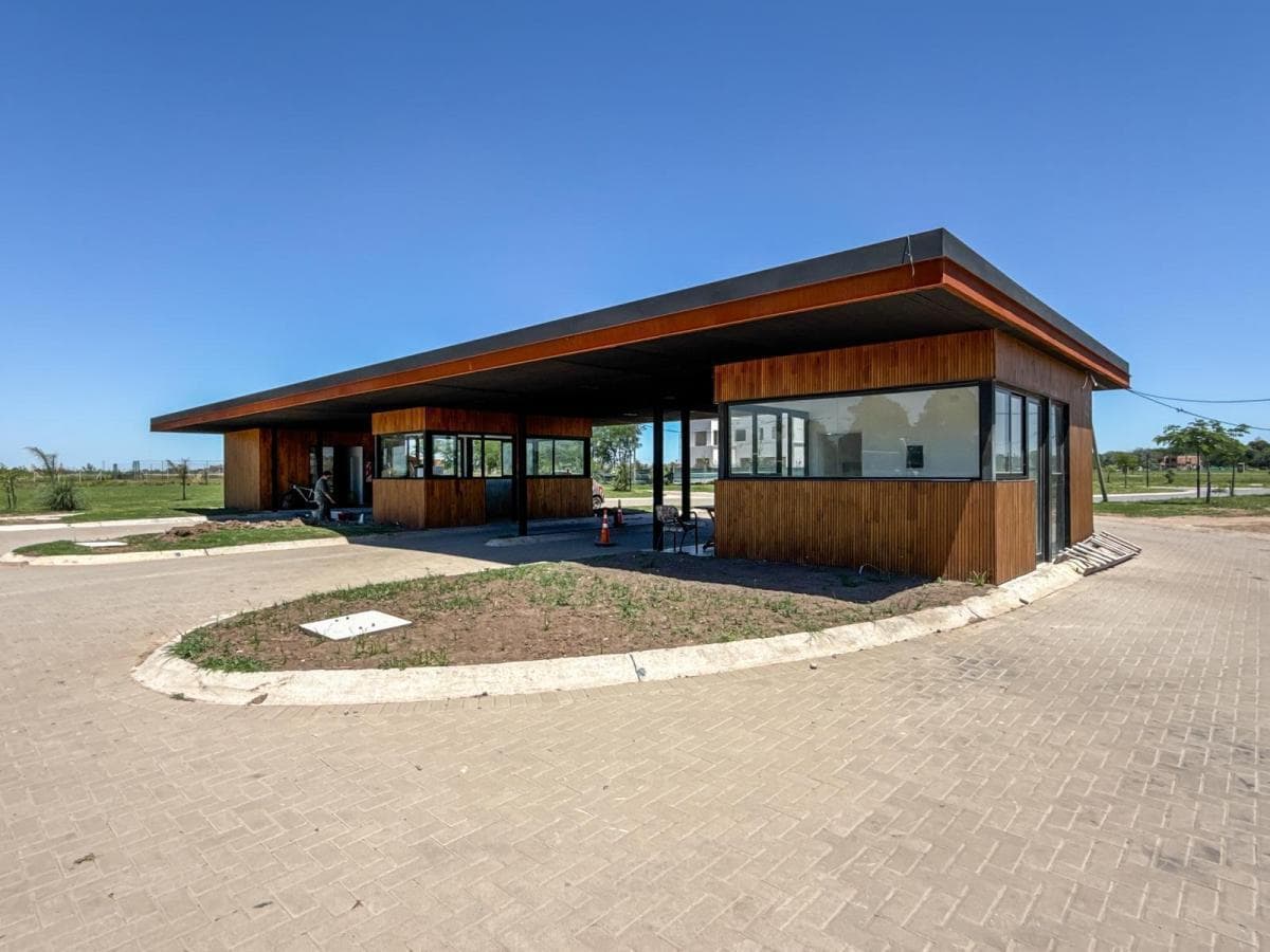 OPORTUNIDAD LOTE EN VILLAGE JOVEN - 1