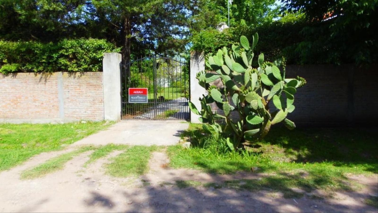 Casa 2 doemitorios con parque - 1