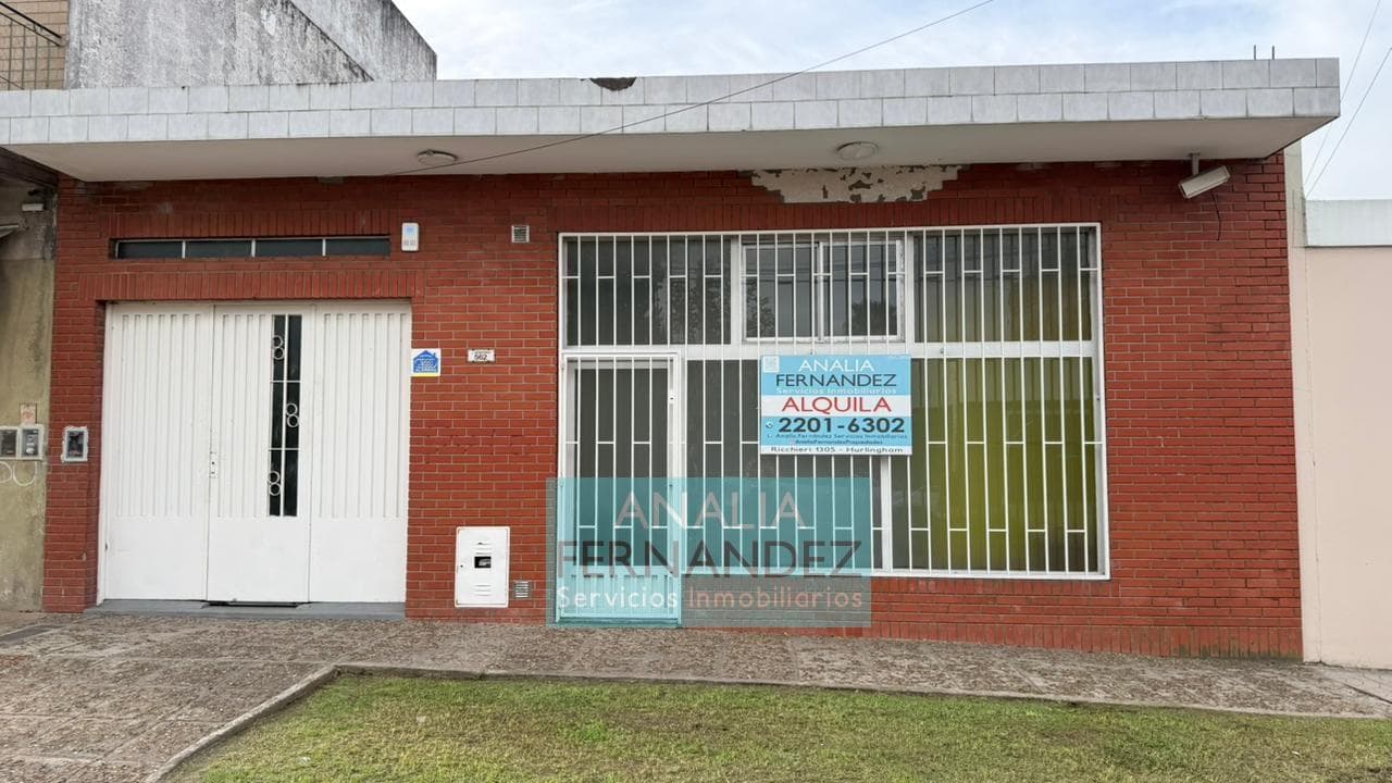 Galpón en Hurlingham - 1