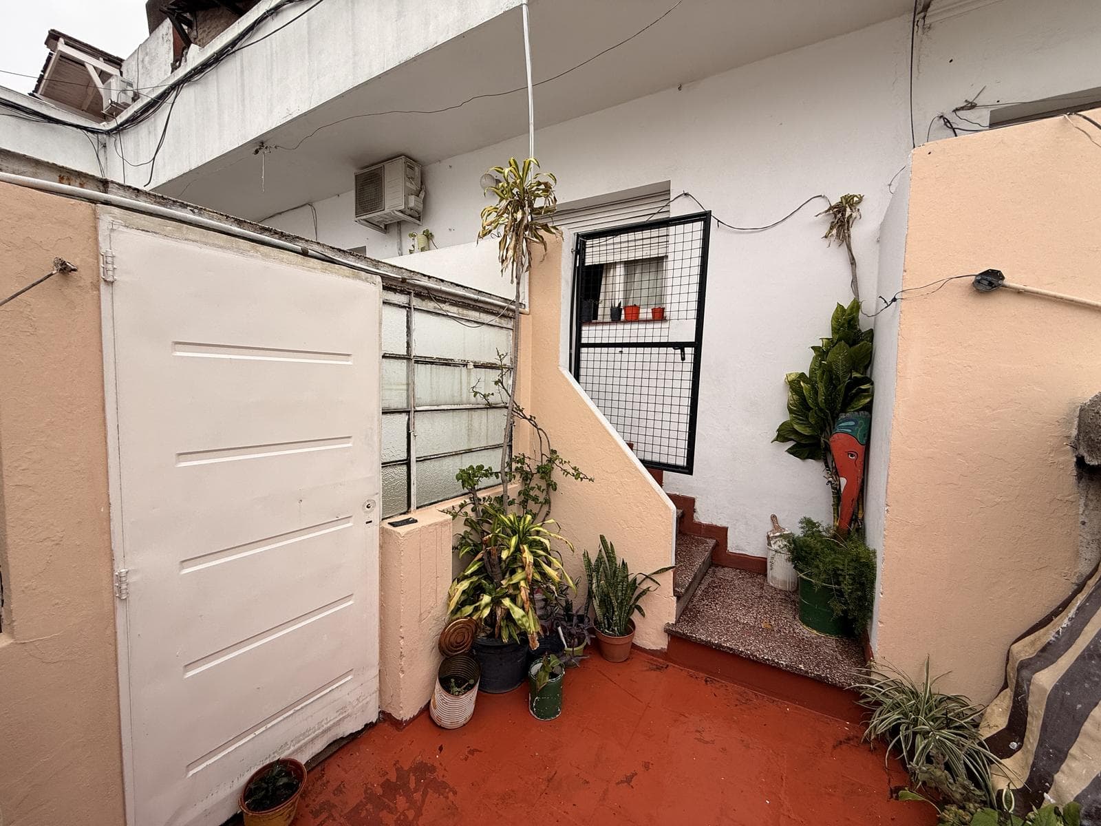 PH 2 AMBIENTES EN VENTA EN PARQUE CHACABUCO CON PATIO DESCUBIERTO - 1