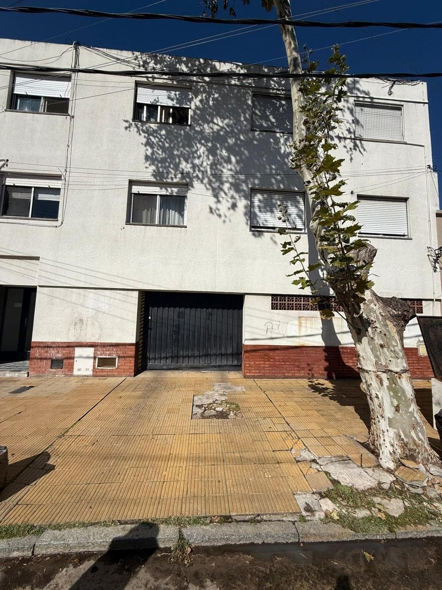 Cochera en alquiler Temperley - 1