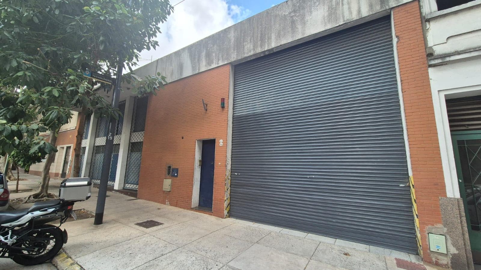 Galpón - depósito de 1118 m2 en Parque Patricios - VENTA - 1