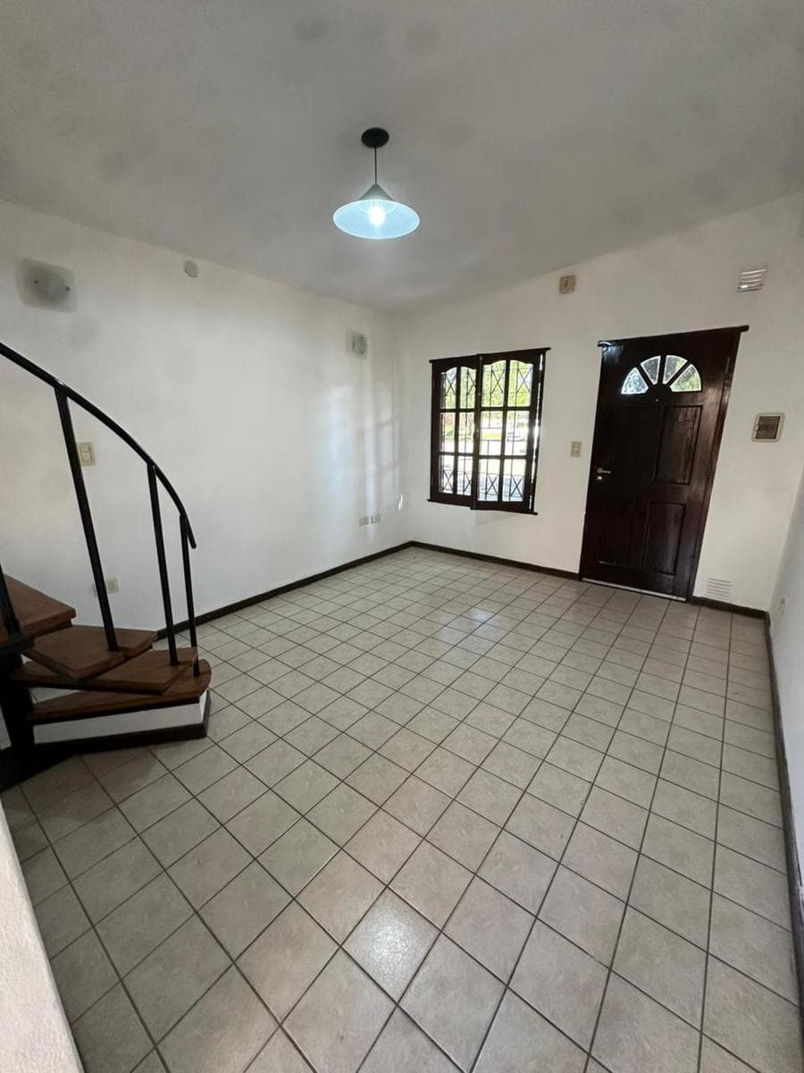 Departamento en alquiler 828 - 1