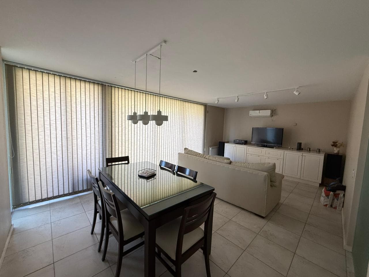 Alquiler casa de 3 Dormitorios Housing Cerrado Villa Pehuén Villa Allende - 1
