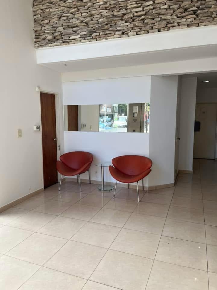 Alquiler Dto. zona facultades Ricchieri y Mendoza - 1