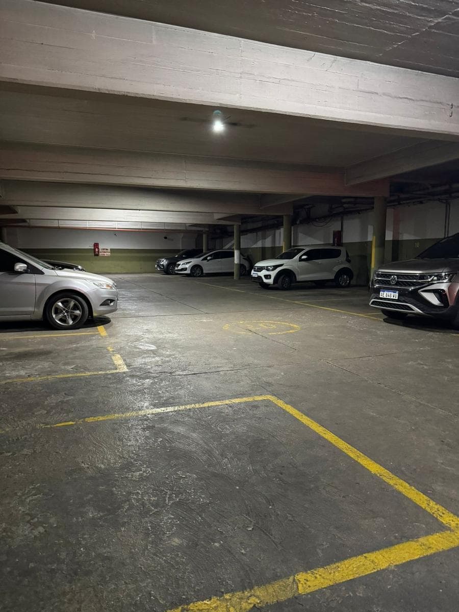 VENTA COCHERA EN 48 ENTRE 7 Y 8 - 1