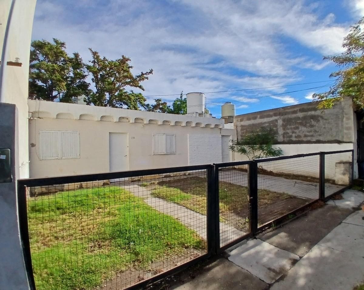 Casa en Trelew - 1