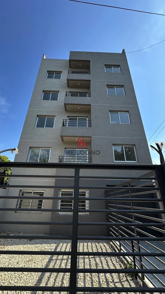 Departamento a Estrenar - Moreno lado Sur - 1