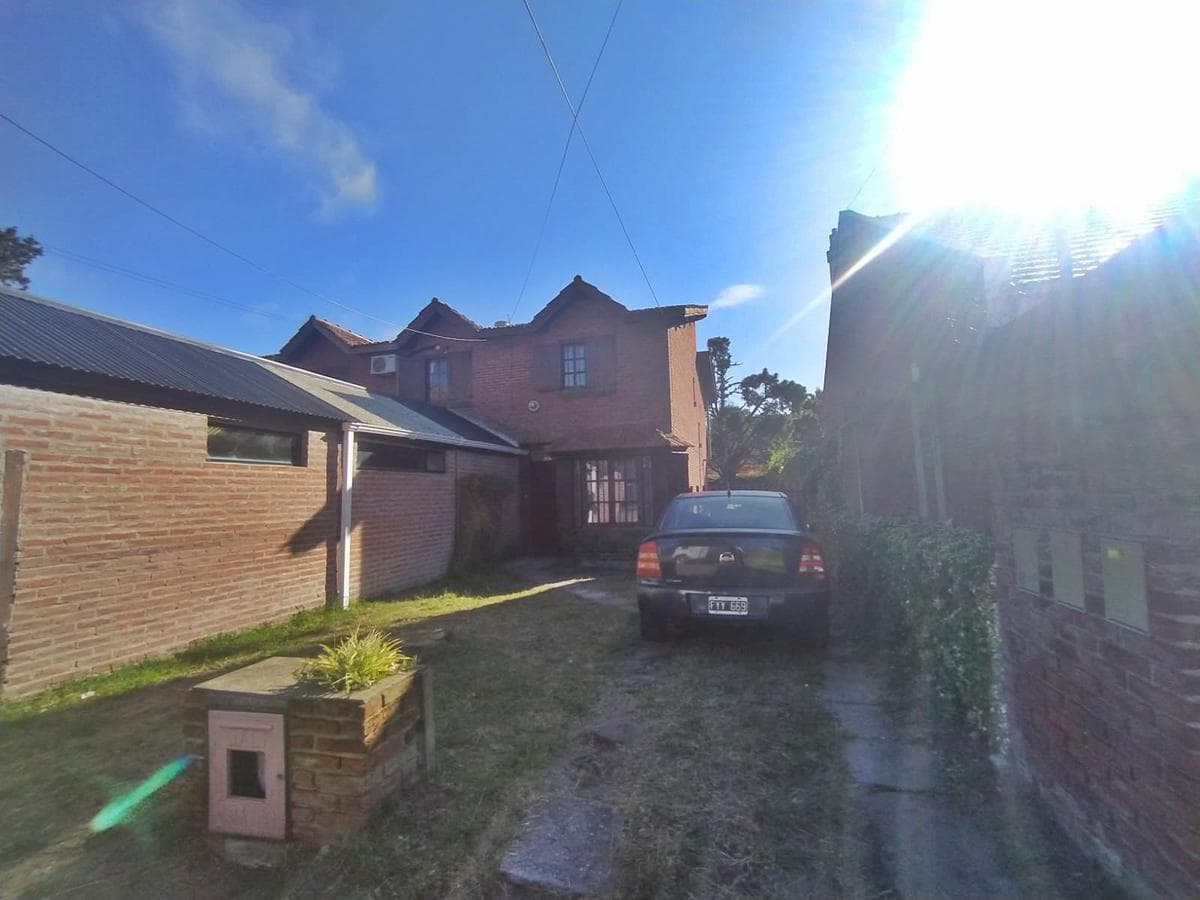 Duplex en zona de Mar de Ajo Barrio San Rafael ESCUCHA OFERTAS - 1