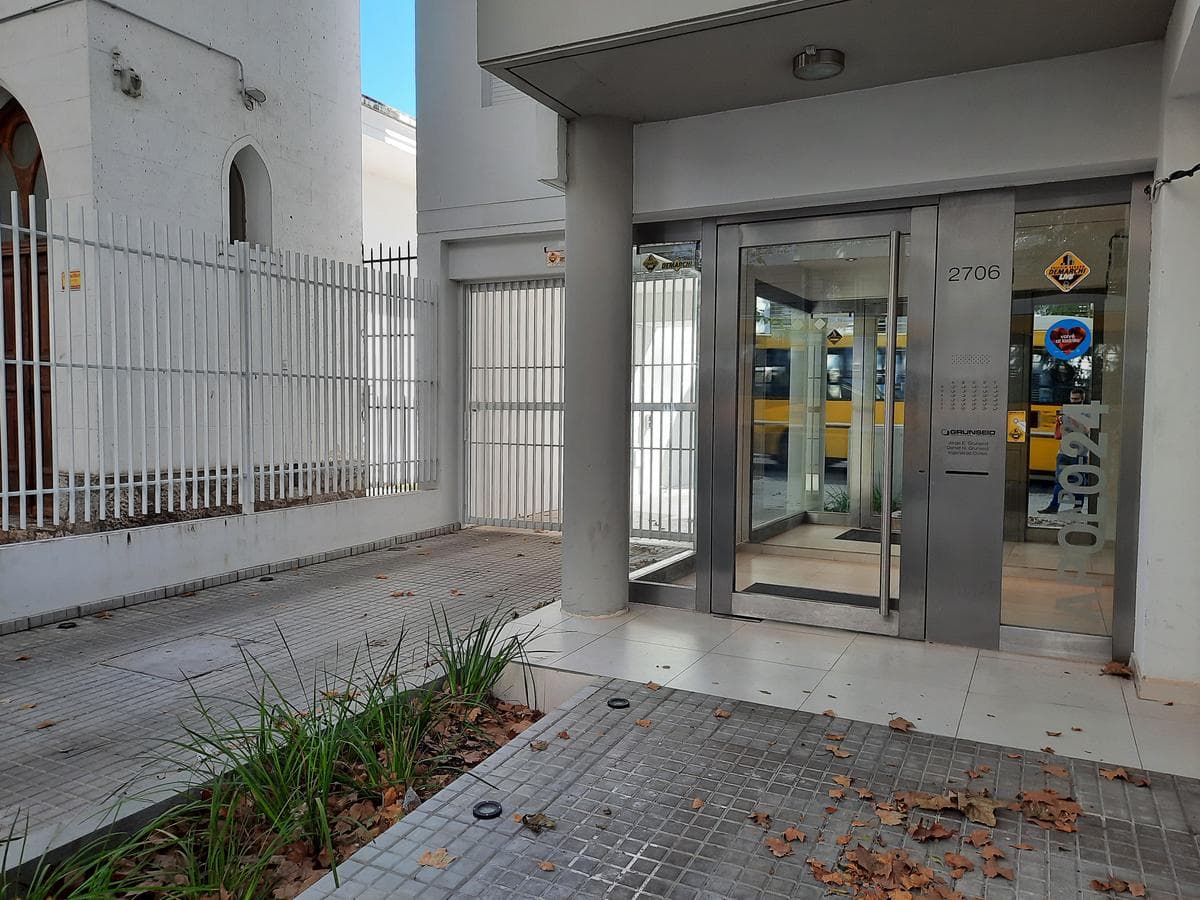 Cochera en Pichincha - 1