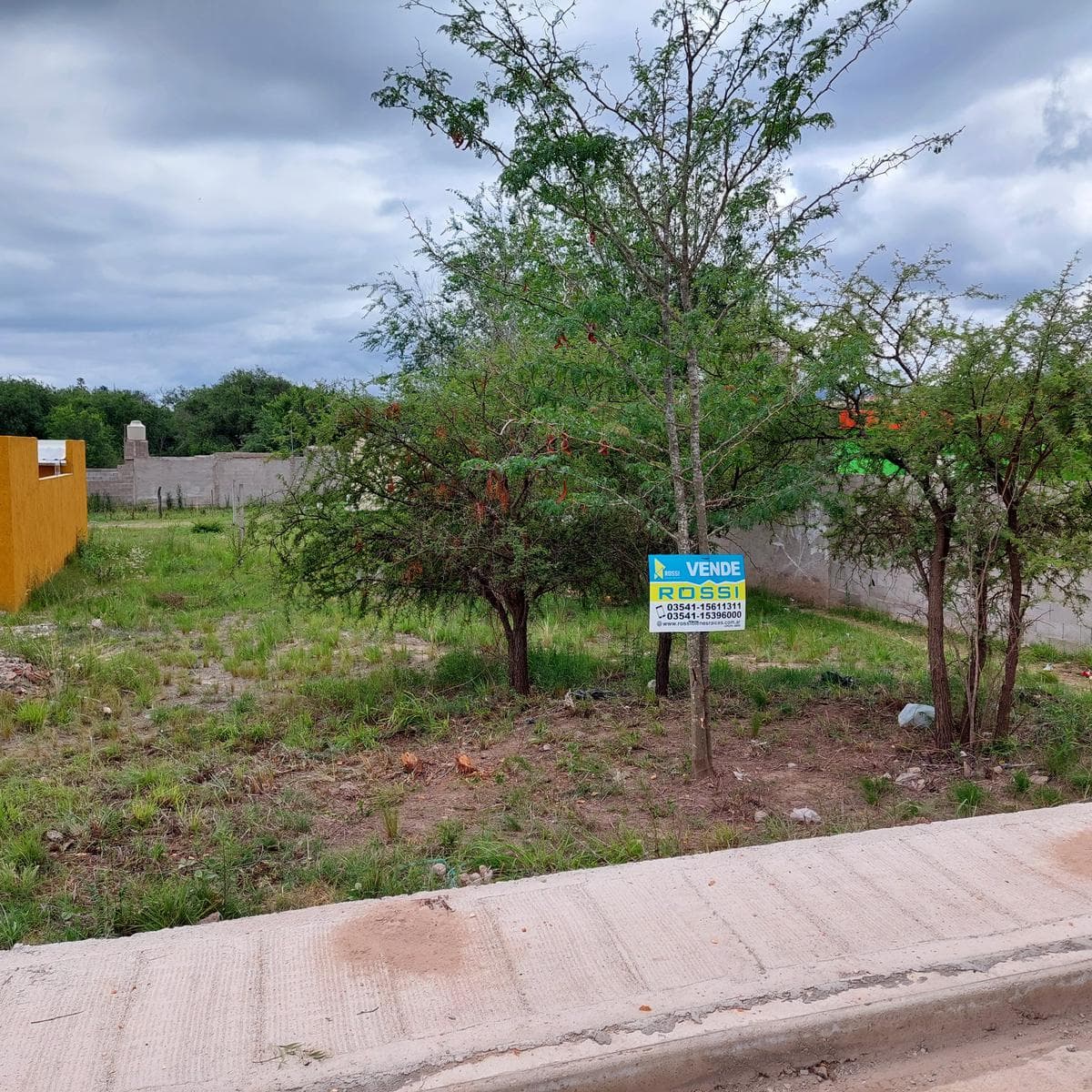 ROSSI BIENES RAICES VENDE TERENO EN COSQUIN - 1
