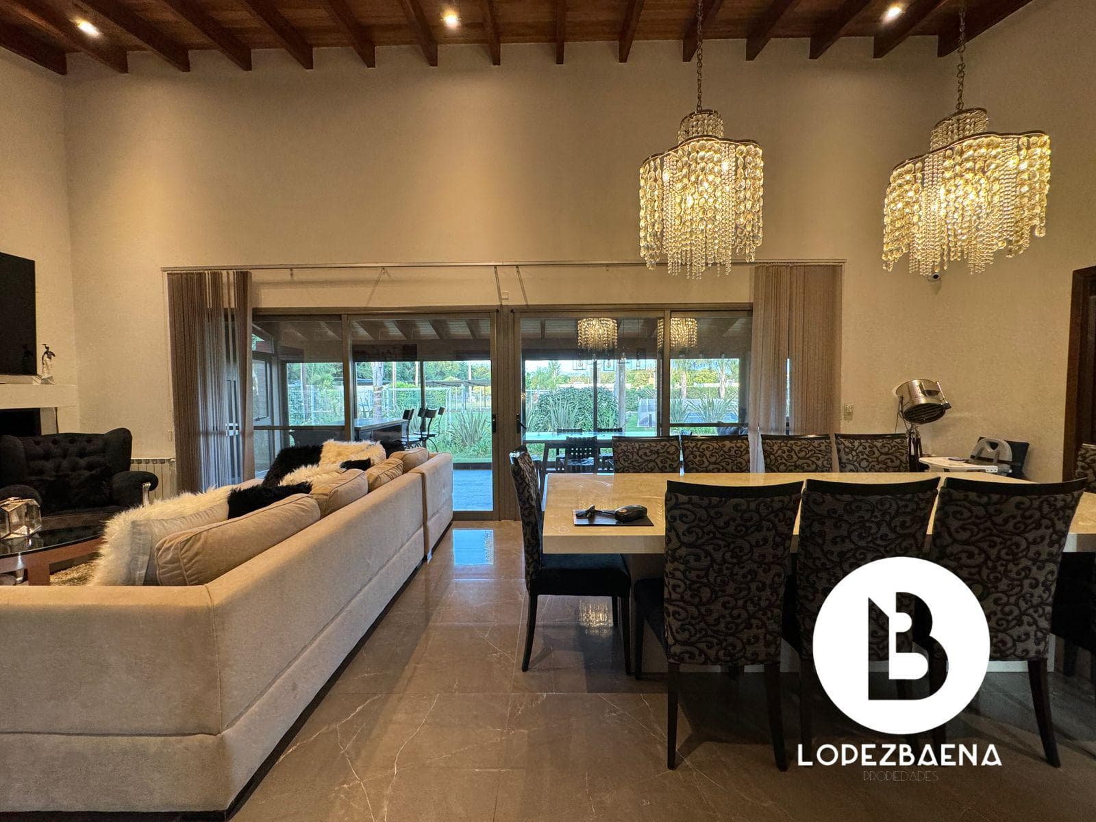 VENDO LA MEJOR Casa de Colonia Tirolesa 4 dormitorios - CASERON PREMIUM - 1