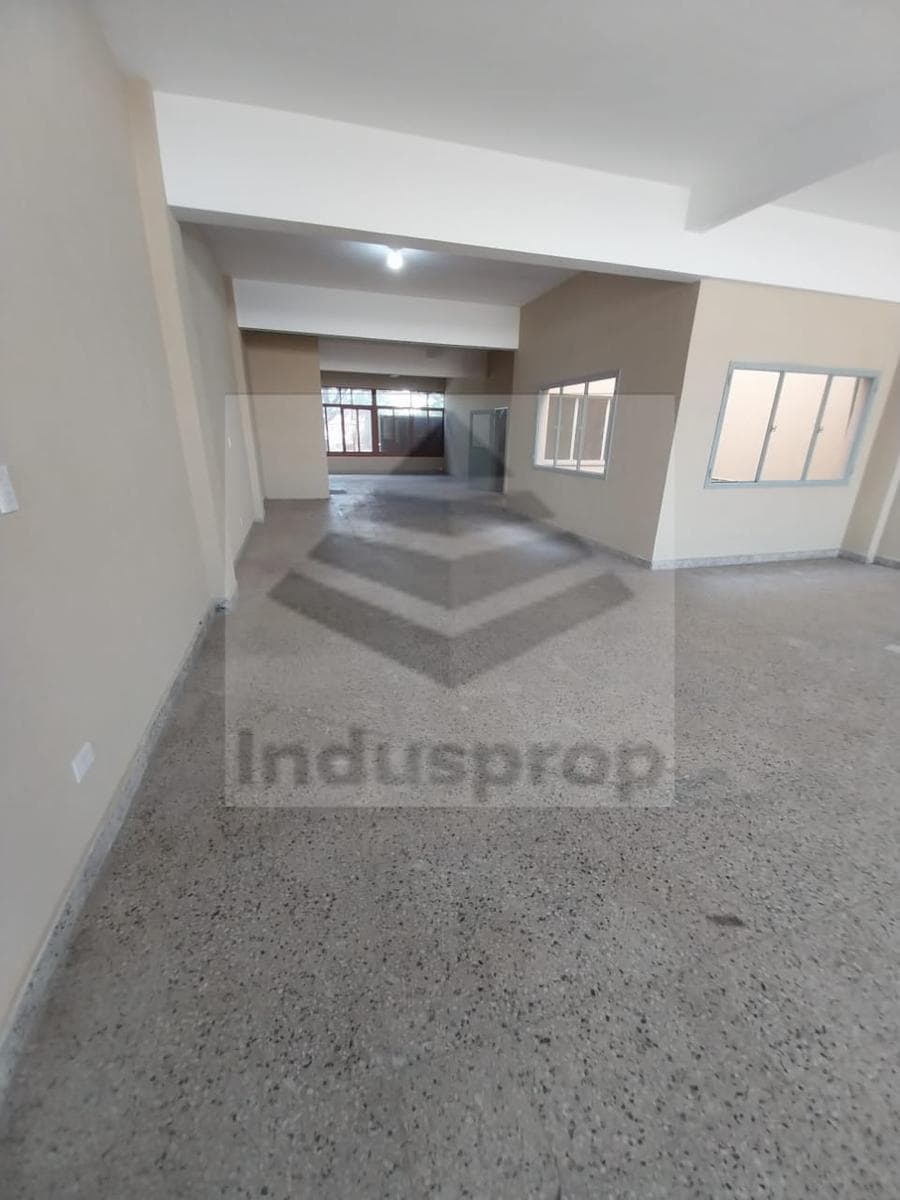 Depósito en Mataderos - 1