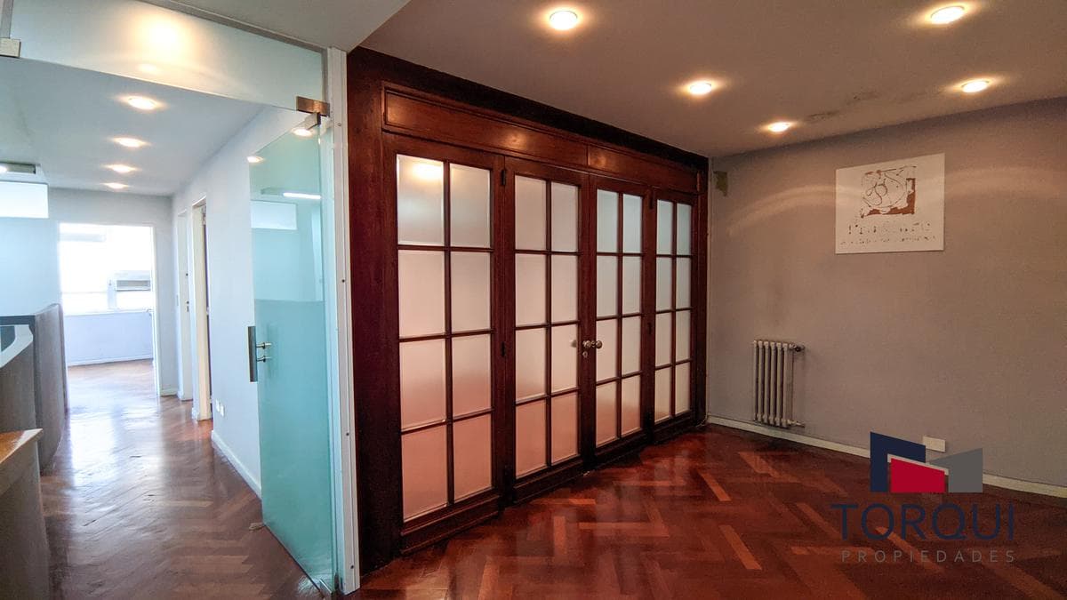 Oficina - Av Callao al 100 - 7mo piso - Congreso - 1