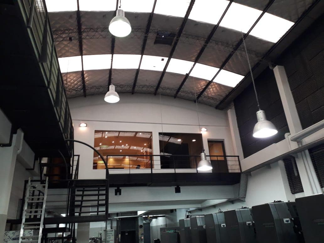 Oficinas 400m2 gran galpón - Florida - 1