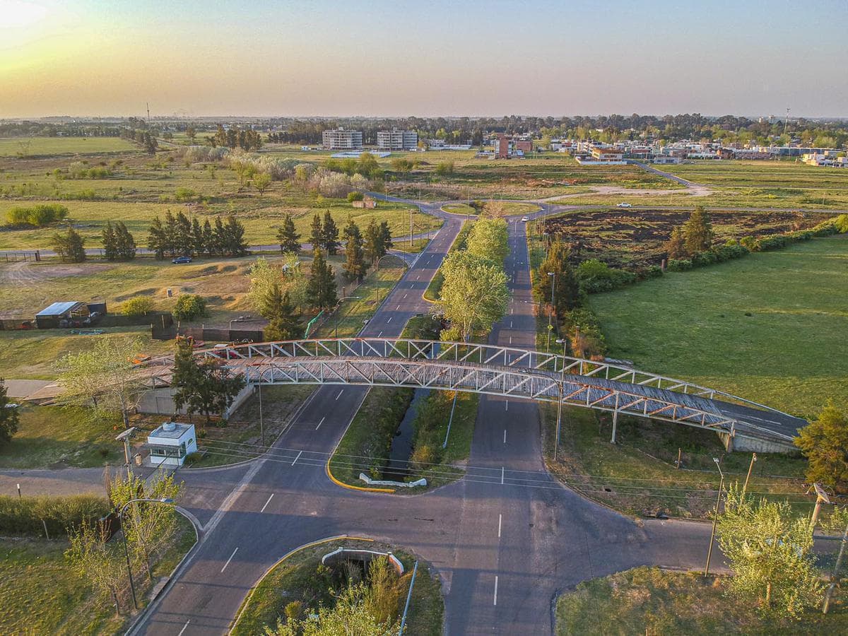 venta terreno 1100 m2 en Los Pasos del Arroyo (Barrio 3) - 1