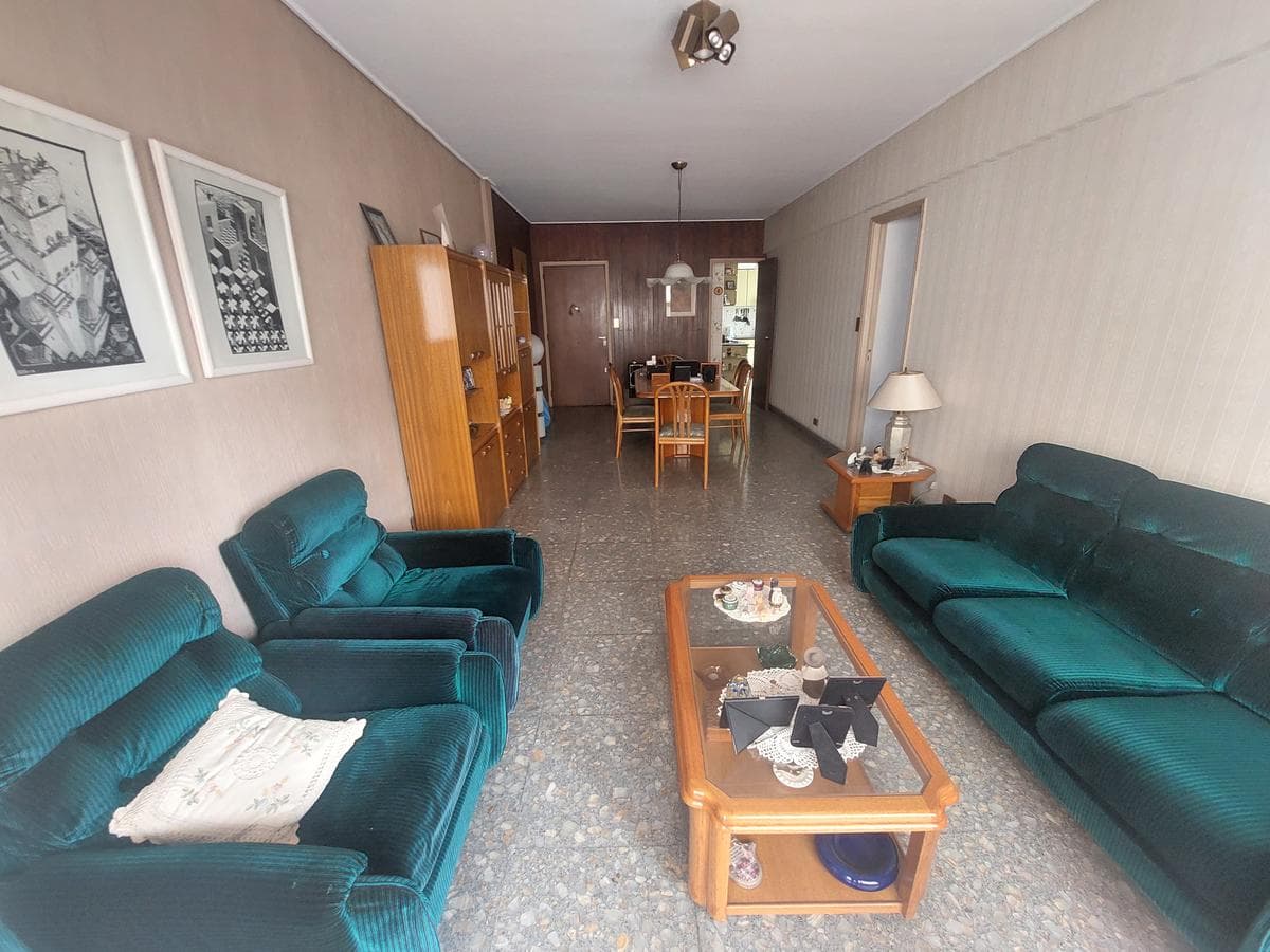 Venta Departamento 4 ambientes con balcon - Flores - 1