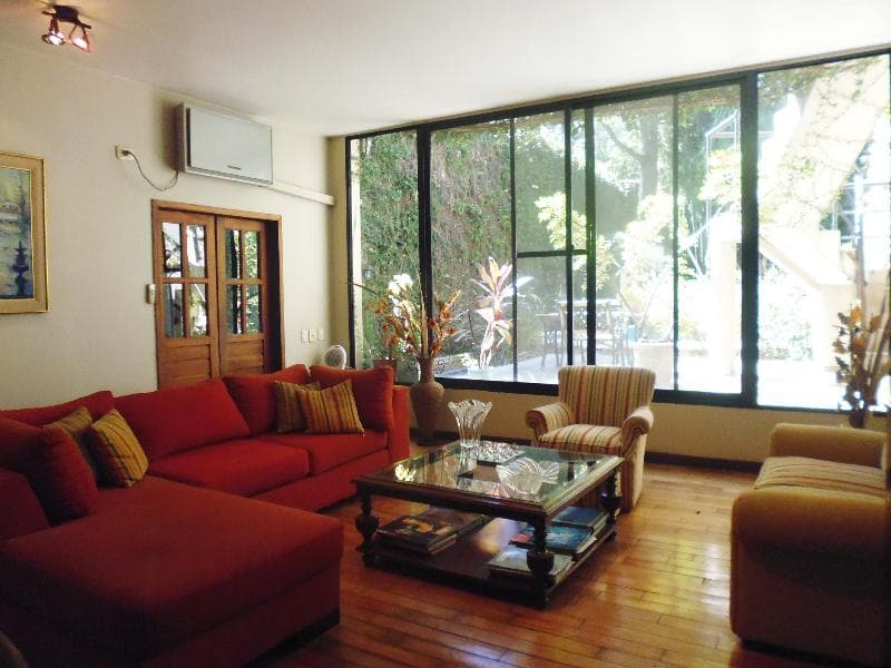 Hermosa casa en Palermo con Jardin, pileta, gimnasio y parrilla - 1