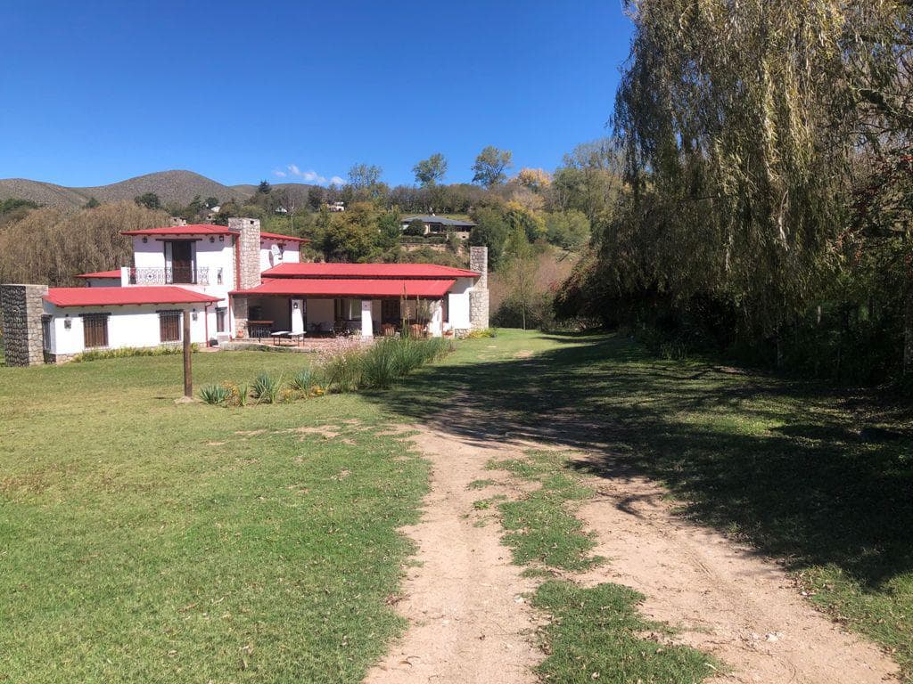 Lindisima casa en Tafí del Valle - 1