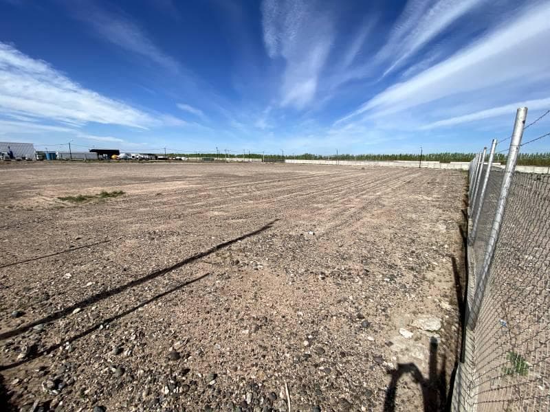 TERRENO 9000m2 PARQUE INDUSTRIAL CENTENARIO FRENTE AUTODROMO - 1