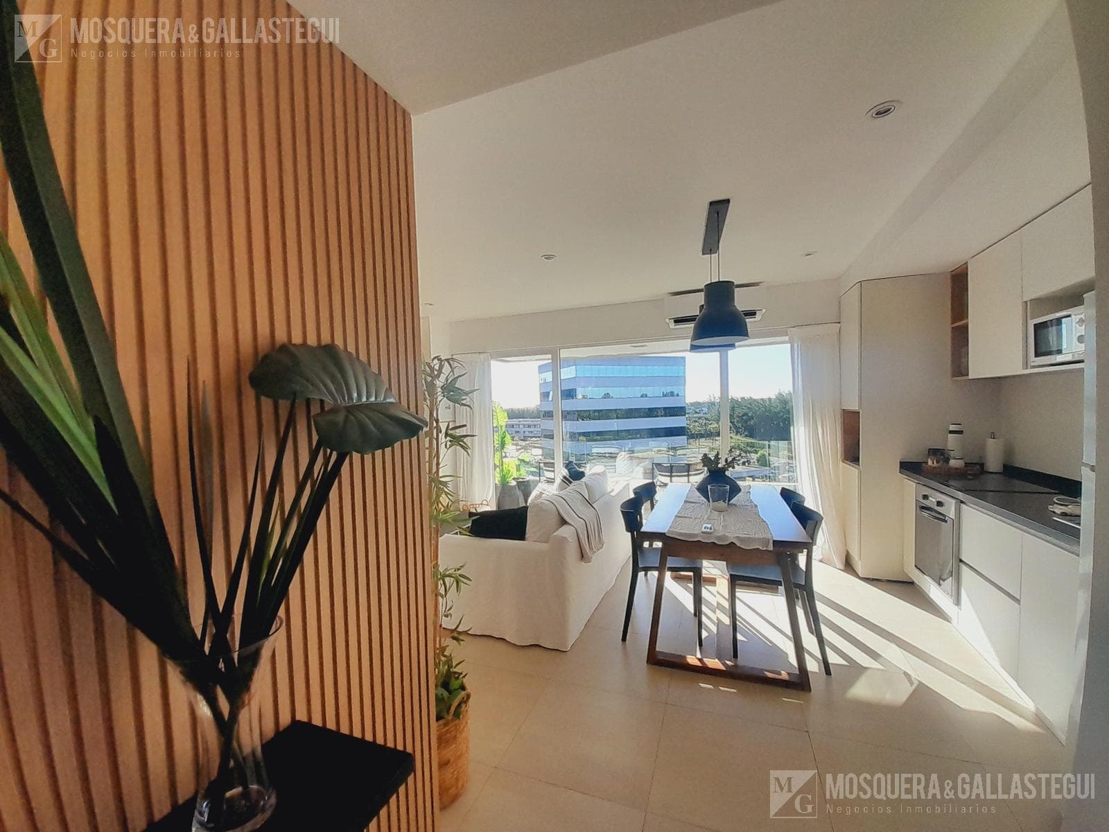 Excelente 2 ambientes Vista Bahía . Disponible diciembre 2025. Impecable! Vista a Bahía. Amenities. - 1